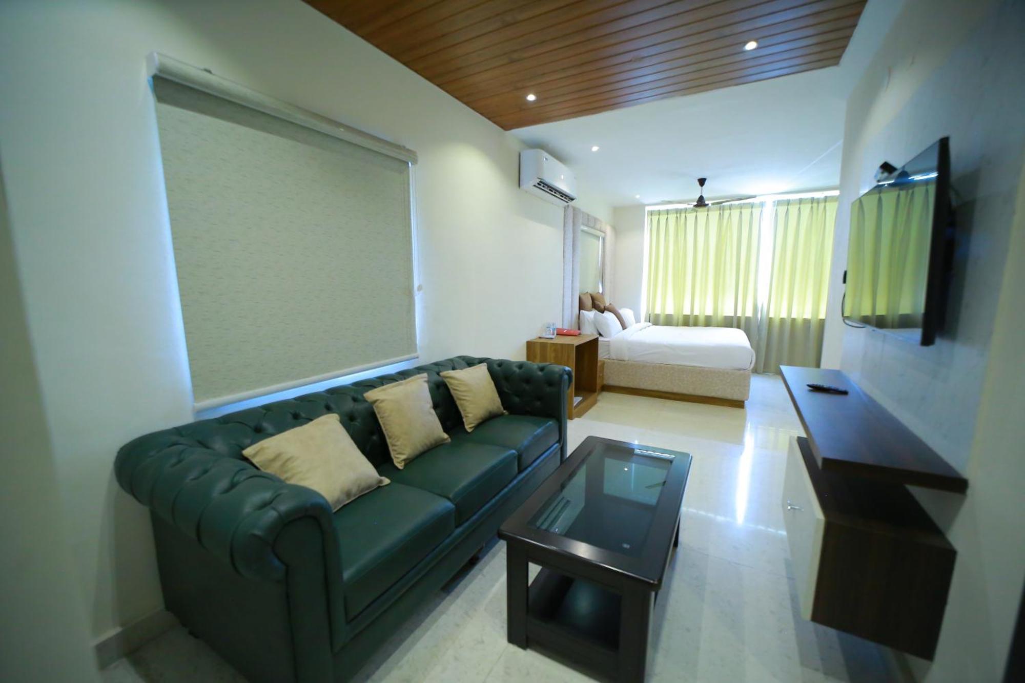 Dhruv Elite And Banquets Hotel Haiderabad Buitenkant foto
