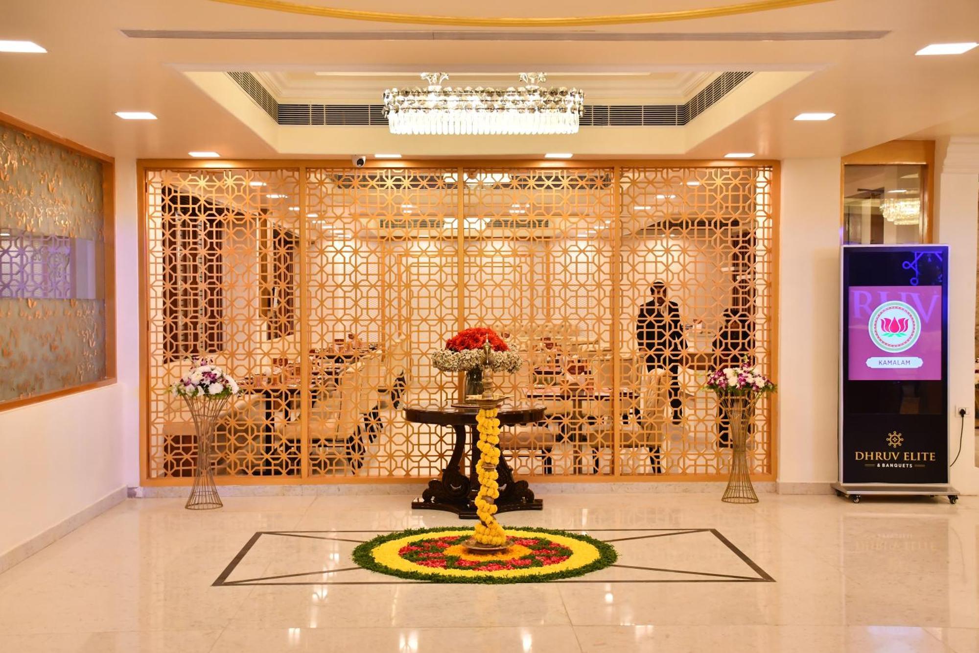 Dhruv Elite And Banquets Hotel Haiderabad Buitenkant foto